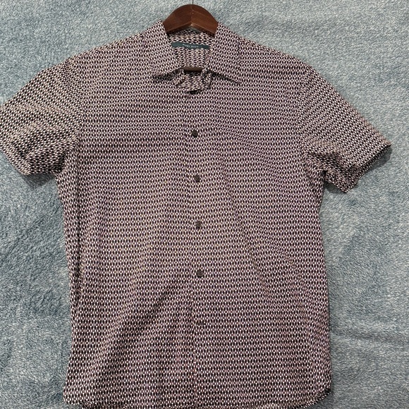 Perry Ellis Black and White Patterned Shirt - Picture 2 of 4